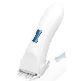 Convenient Using Cordless Pet Grooming Clippers Low Vibration Design White Color supplier